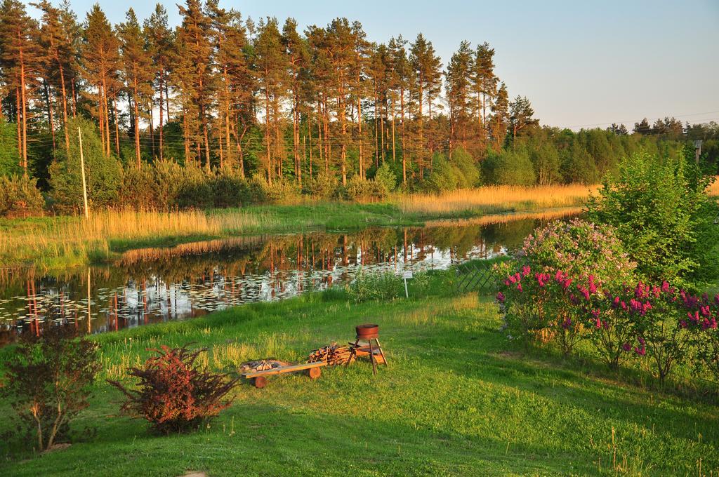 Guesthouse Leiputrija Ādaži Exteriér fotografie